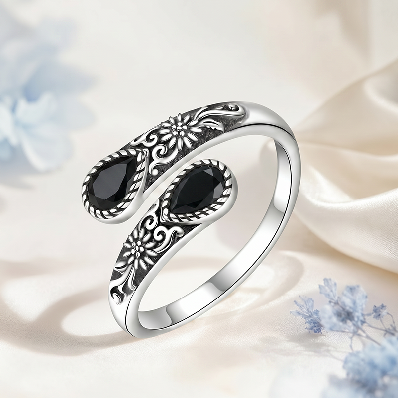 🔥Last Day 50% OFF🌙 Moonstone Bloom Ring I Vintage Style ·  Adjustable Fit ·  Timeless Elegance