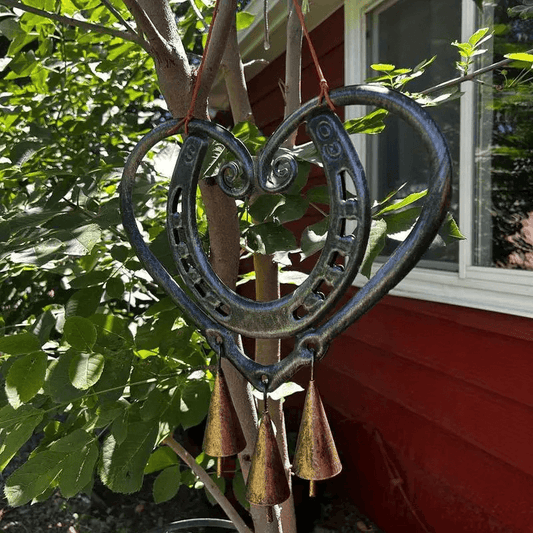 💥LAST DAY 49% OFF🔥 The Horseshoe Heart Wind Chime🖤🐎
